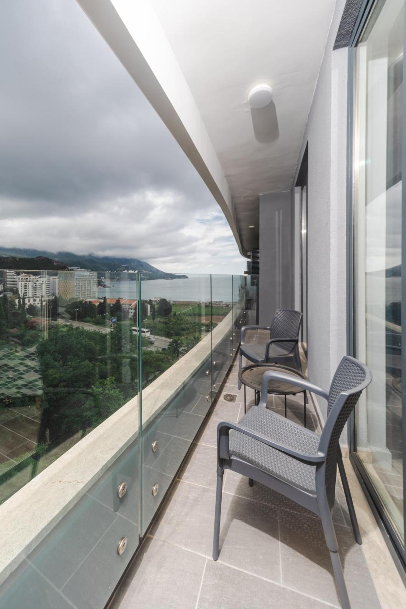 La Barca Apartments Bečići Eksteriør billede